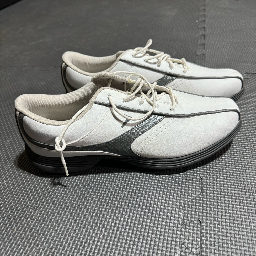 Callaway golf shoes. Size 9.5